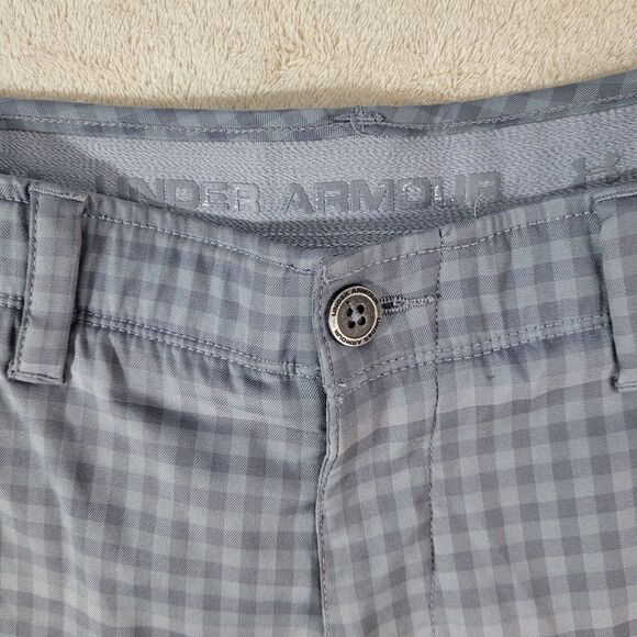 MEN Under Armour Logo Gingham Gray Check Golf Polyester Shorts Stretchy Sz 32 - Picture 3 of 12
